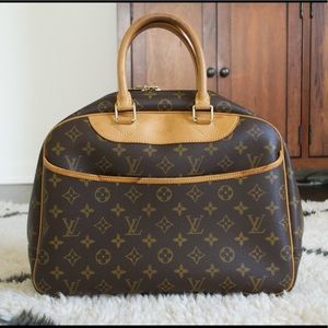 Authentic Louis Vuitton Deauville